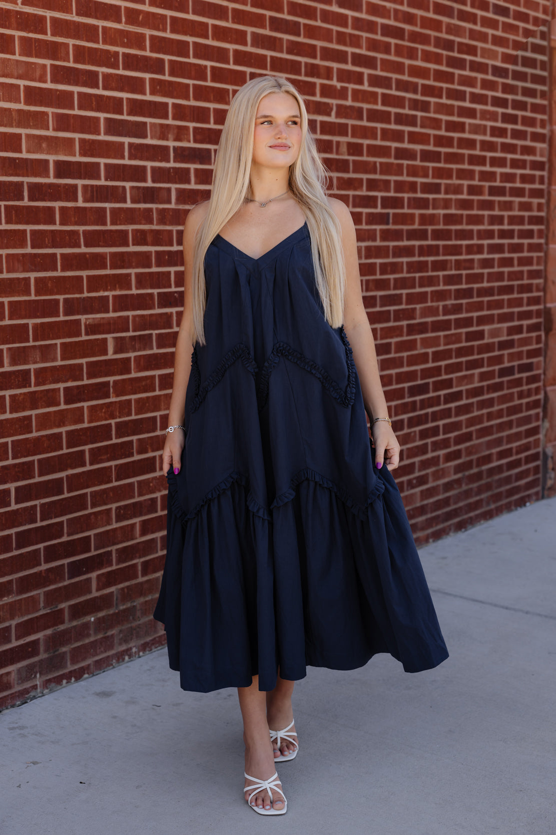 maxi navy blue dresses Alessia Tiered Dress Size:71/4 Midnight Velvet Bow Midi overhead (no zips) / sizechart_emeri-metallic-knit-mini-dress