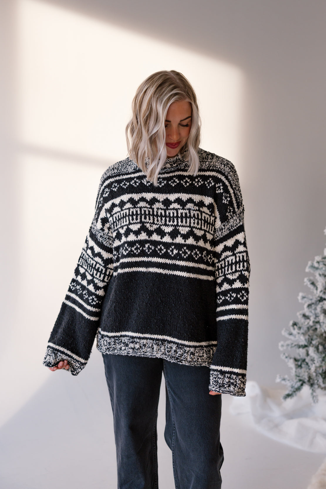 Dani Pattern Sweater | Black Combo – The Vault Clothing Co.