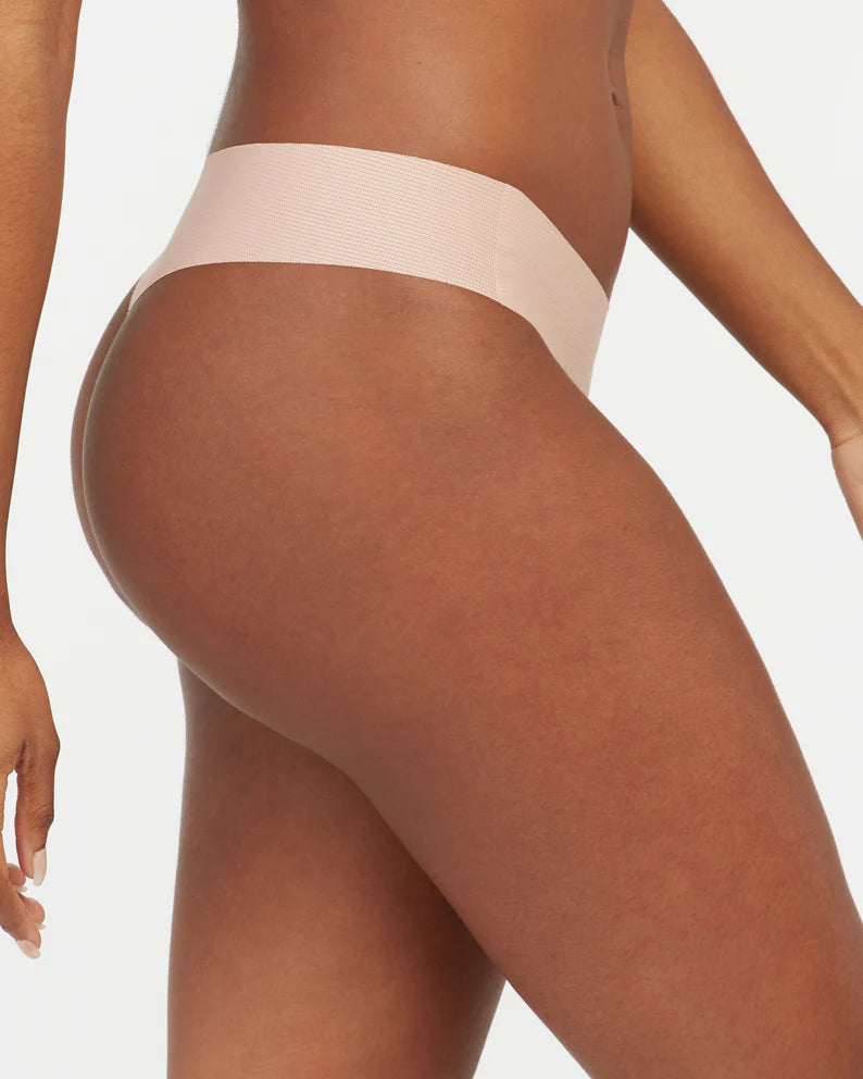 Spanx Under Statements Thong - Mutandine Comfort, No VPL, Taglio Laser