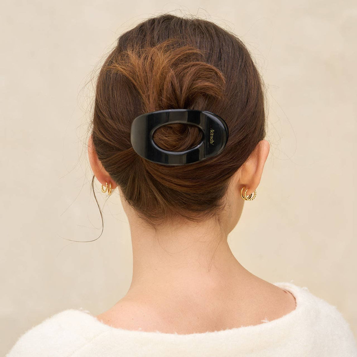 Black Flat Cloud Clip | Medium