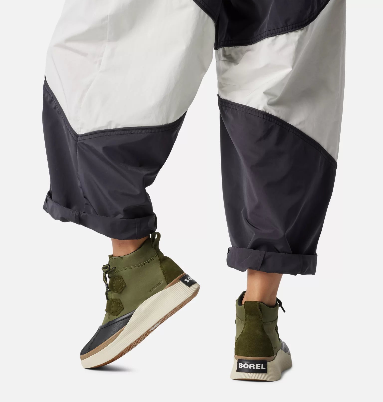 Sorel Out N About IV Classic | Utlilty Green/Black