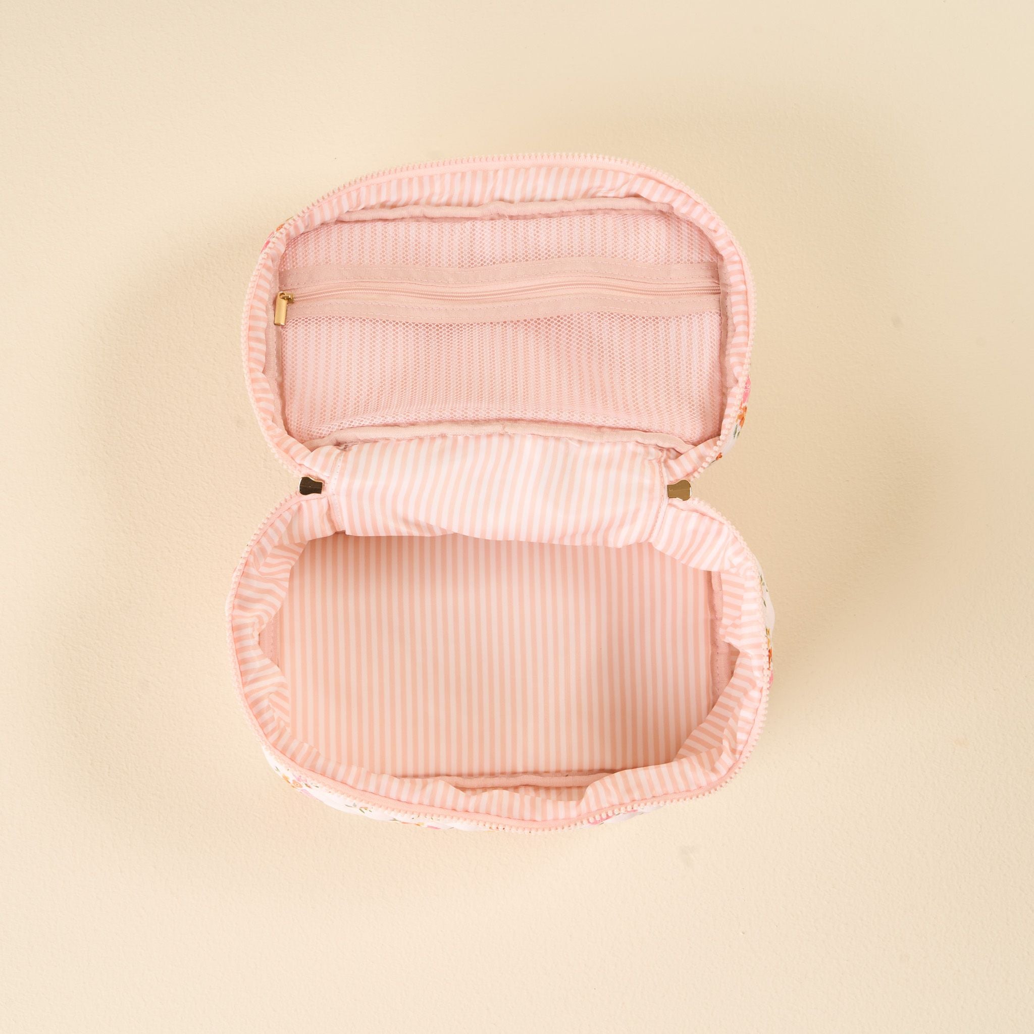Quilted Glam Cosmetic Bag | Endless Daydream Cream