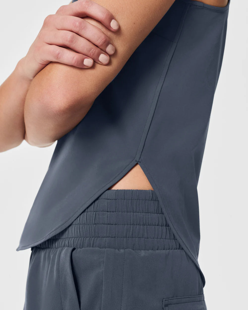 Spanx Casual Fridays Curved Hem Tank | Dark Storm