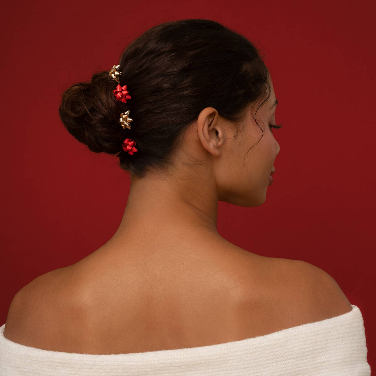 Metal Gift Bow Bobby Pins 4pc Set | Red & Gold