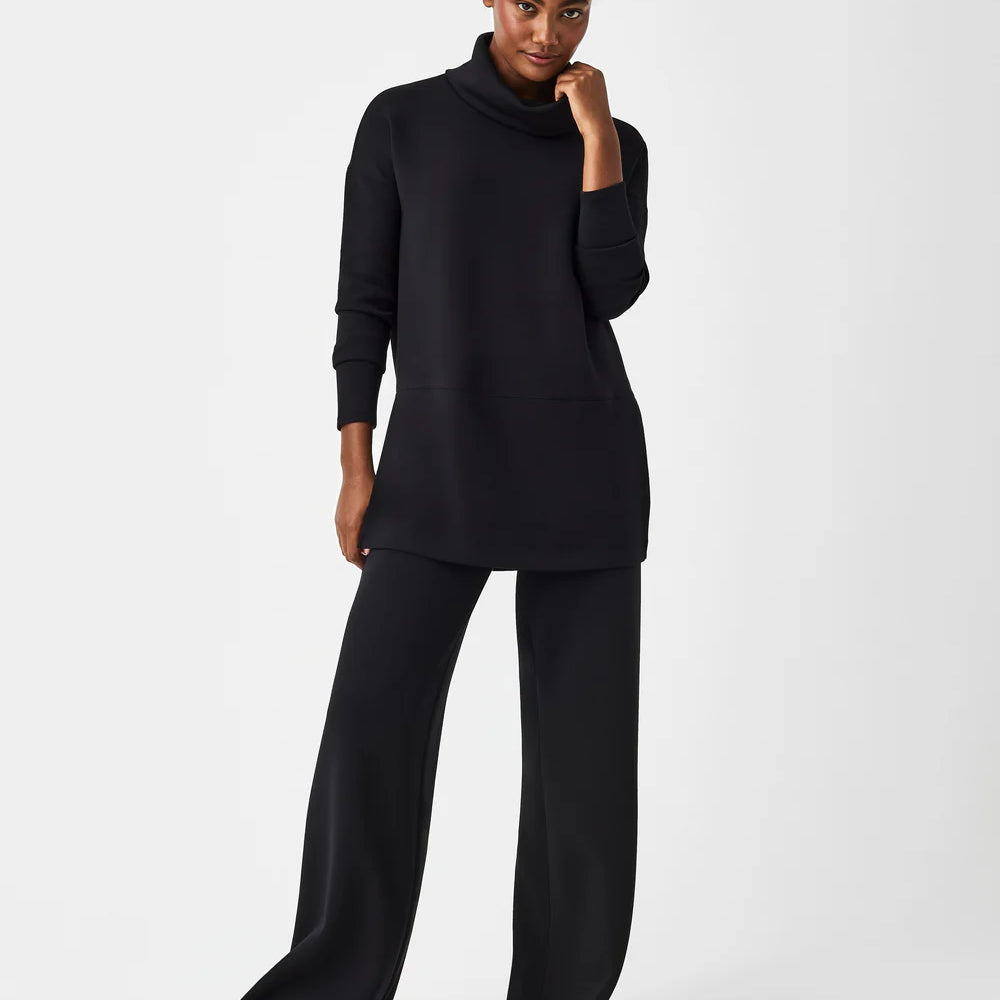 
                      
                        Spanx Airessentials Turtleneck Tunic | Very Black
                      
                    