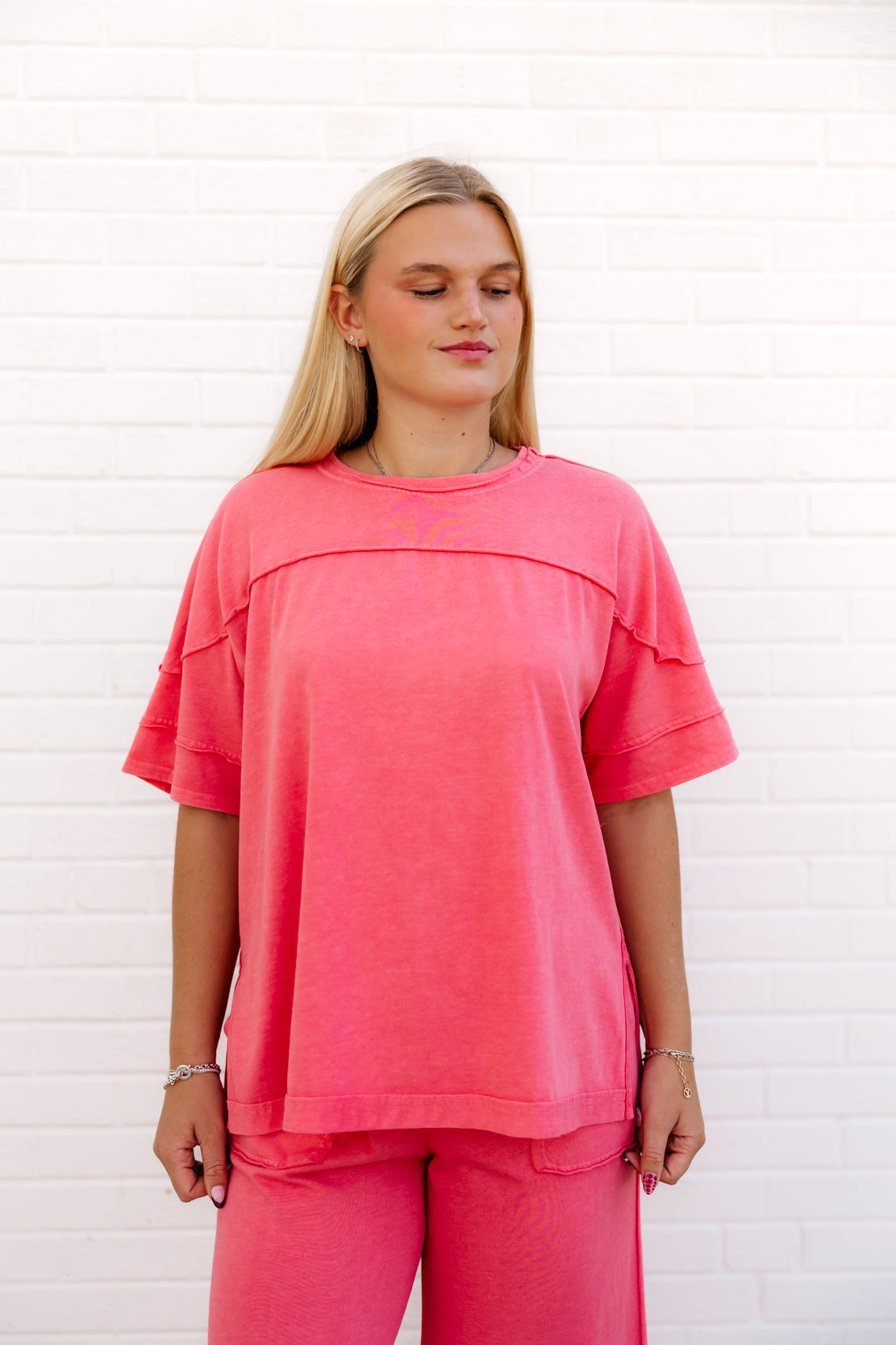 Aly Cropped Pant & Tee Set | Strawberry