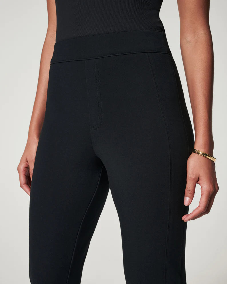 
                      
                        Spanx The Perfect Pant Slim Straight | Black
                      
                    