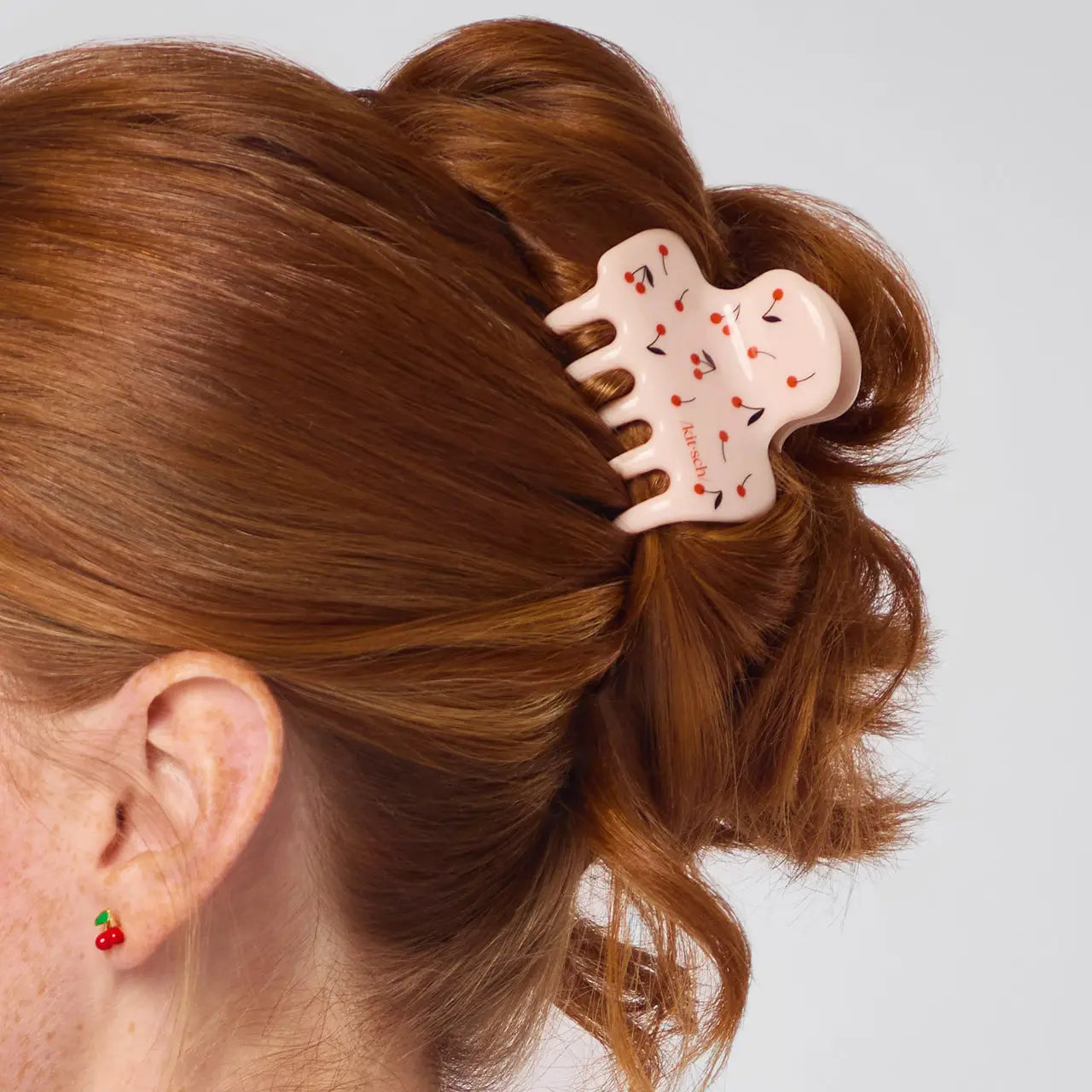 Kitsch Recycled Plastic Medium Cloud Clip | Cherry Print