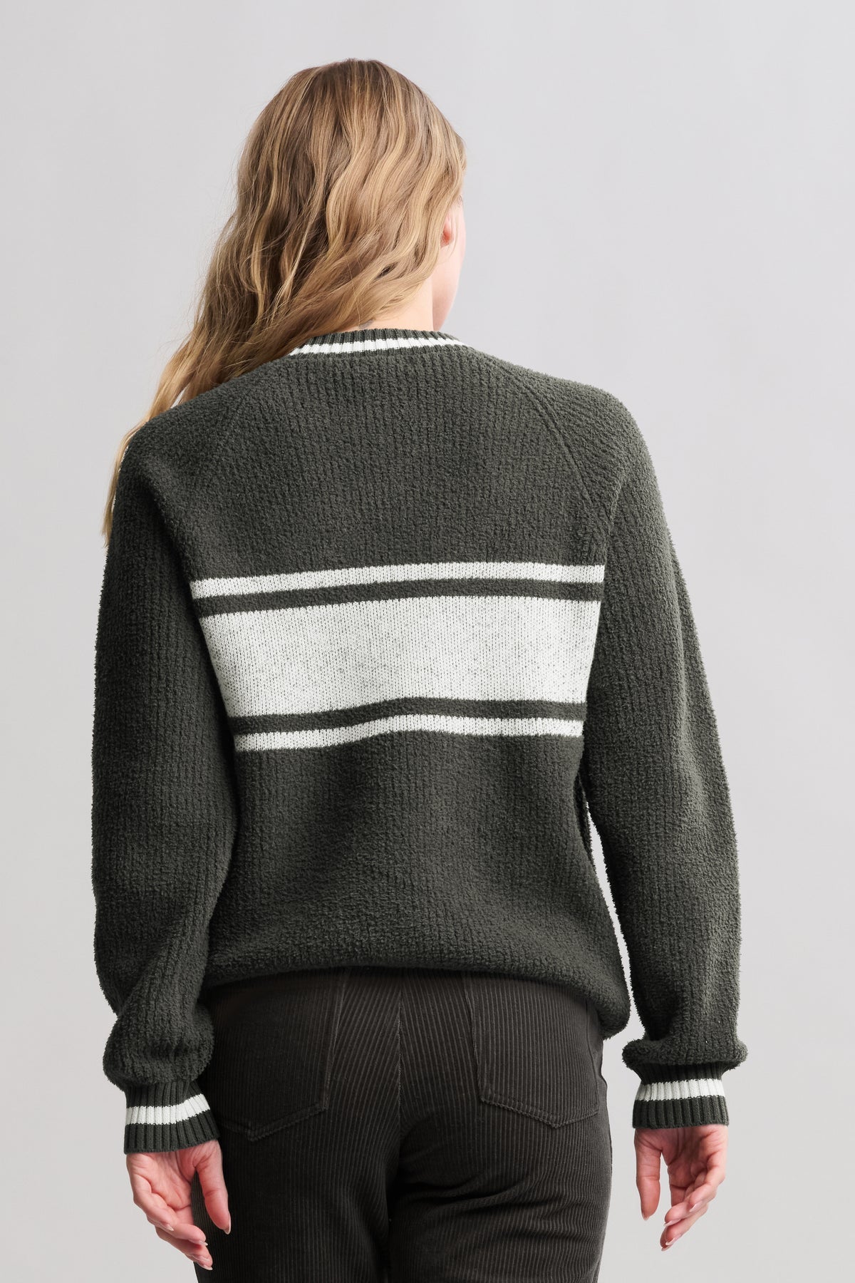 Barefoot Dreams Apres Pullover | Dark Moss Cream