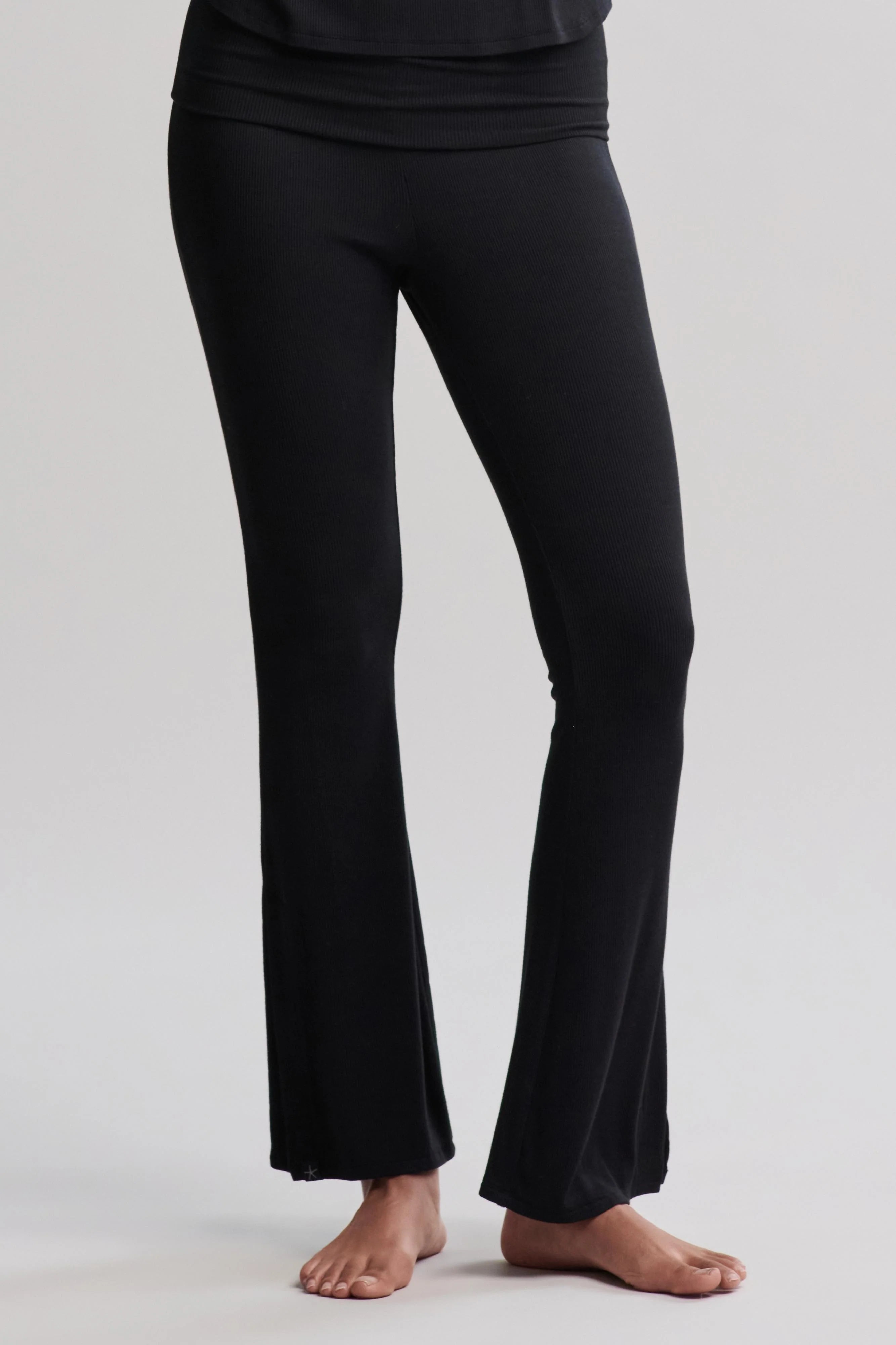 Barefoot Dreams Rib Fold Over Pant | Black