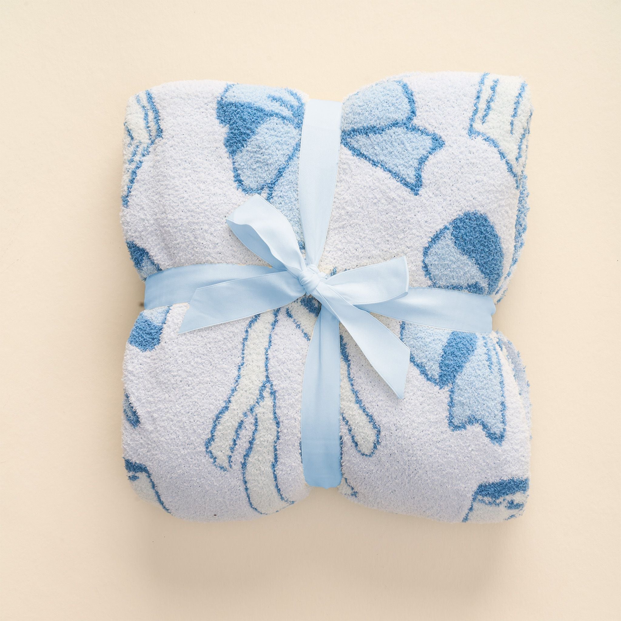 Cozy Dreams Luxe Blanket | Blushing Bows Blue