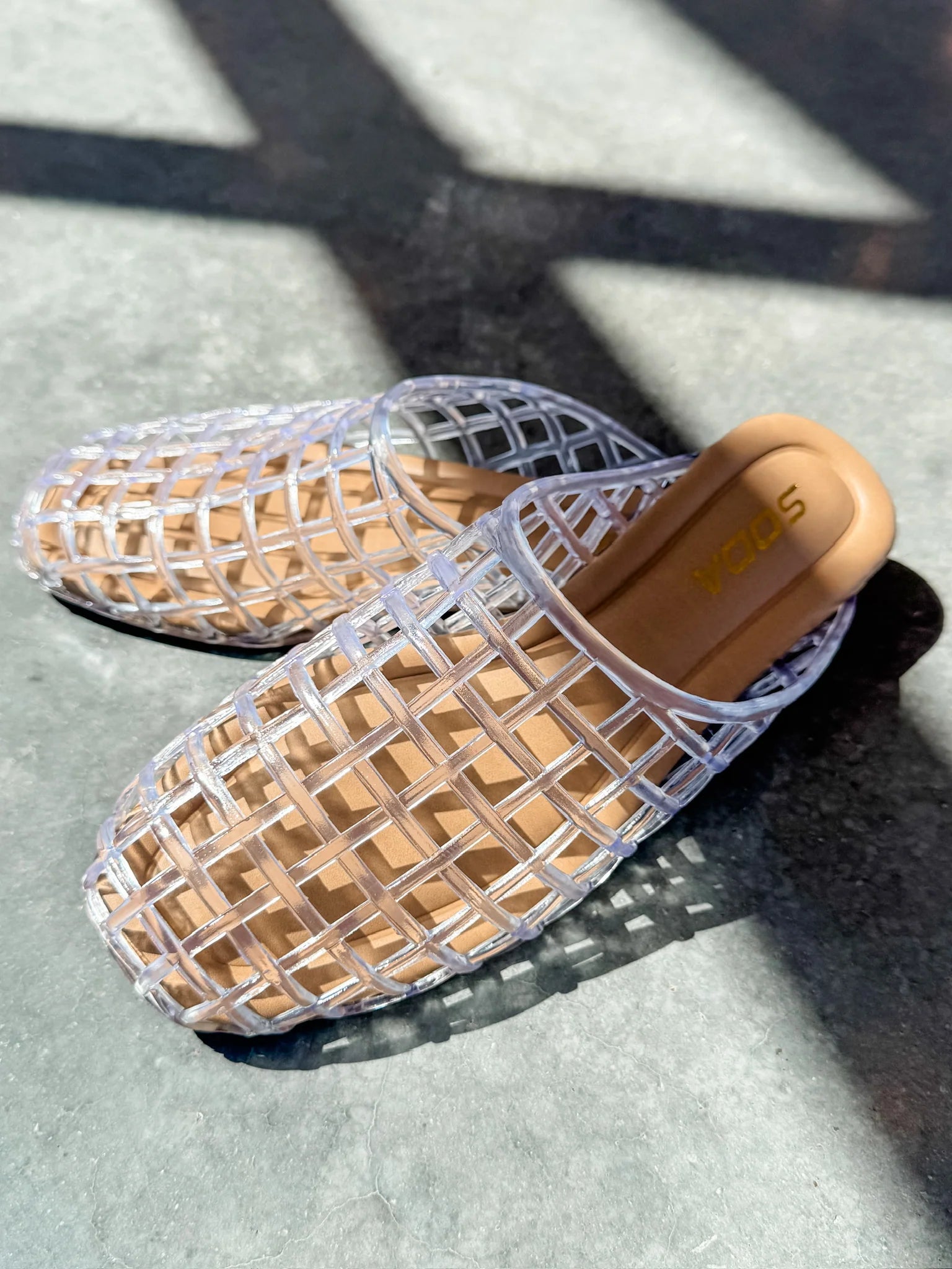 Wayne Clog | Clear