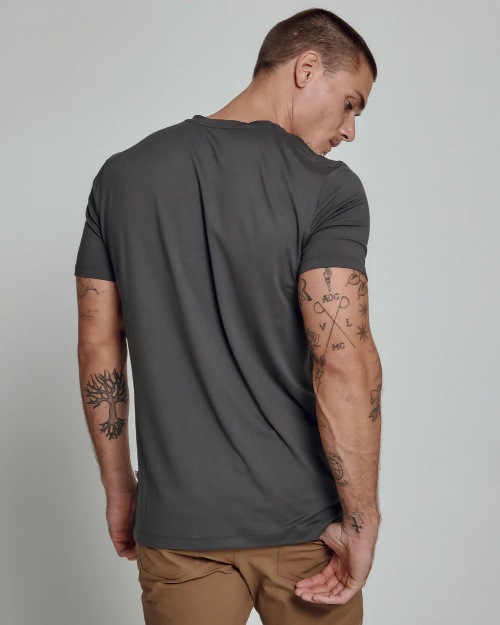 Core V-Neck Tee | Graphite