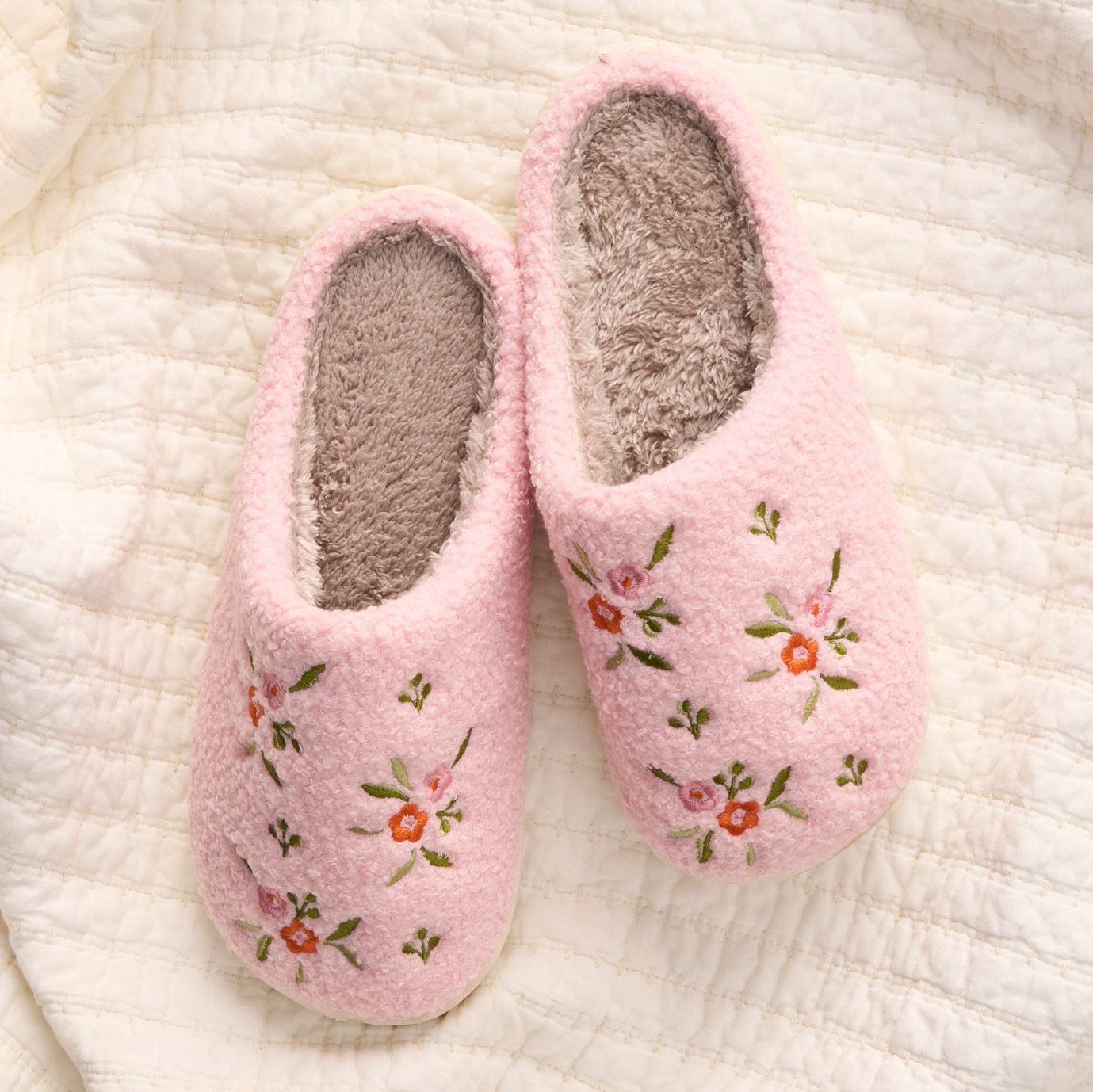 Fuzzy Slippers | Dainty Floral Pink