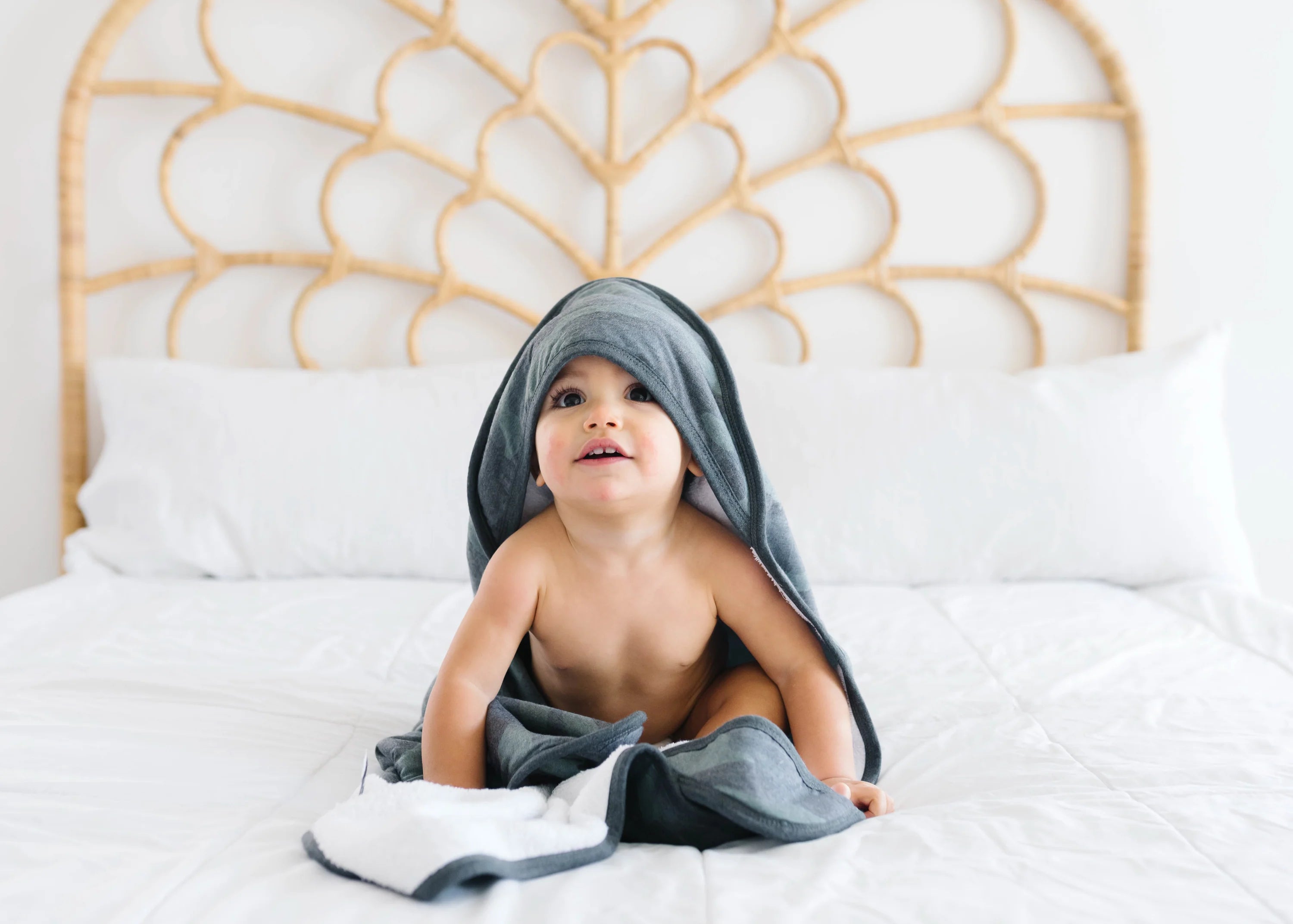 Copper Pearl Hooded Baby Towel | Hunter