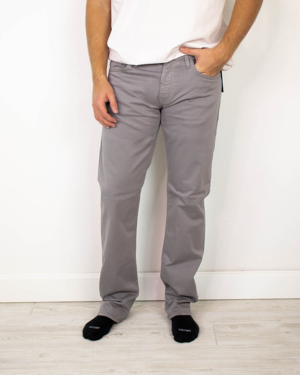 Zach Straight Leg Pant | Graphite Twill