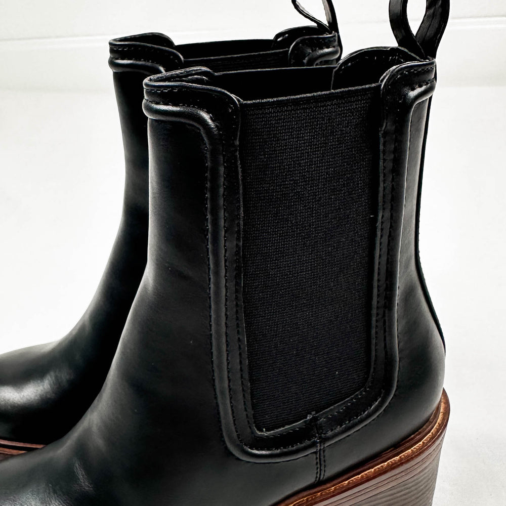 
                      
                        Steve Madden Curtsy Boot | Black
                      
                    