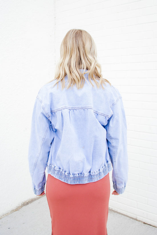 Load image into Gallery viewer, Carmen Washed Denim Jacket | Chambray

