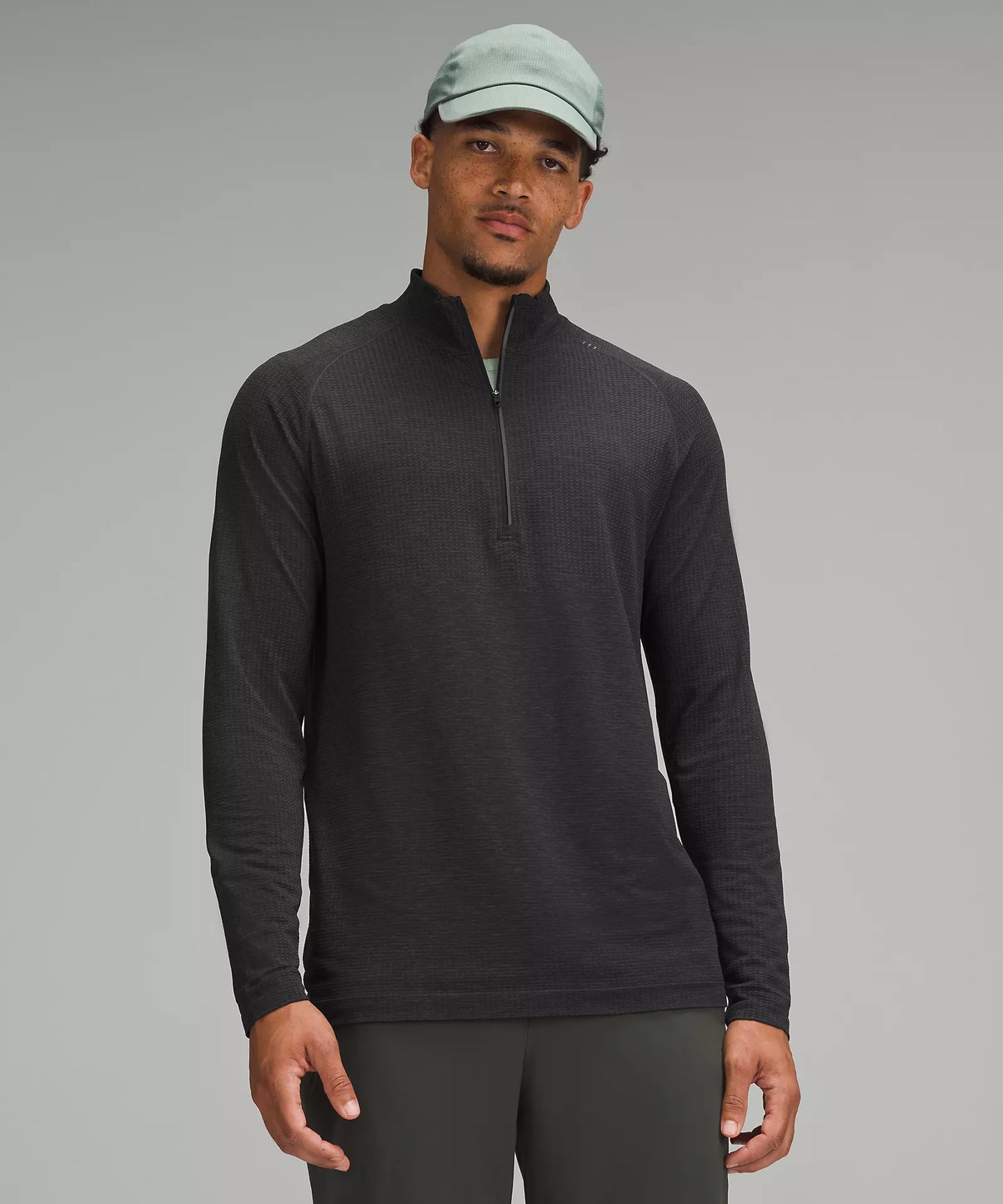 Men's Metal Vent Tech Half Zip | Graphite Grey/Black