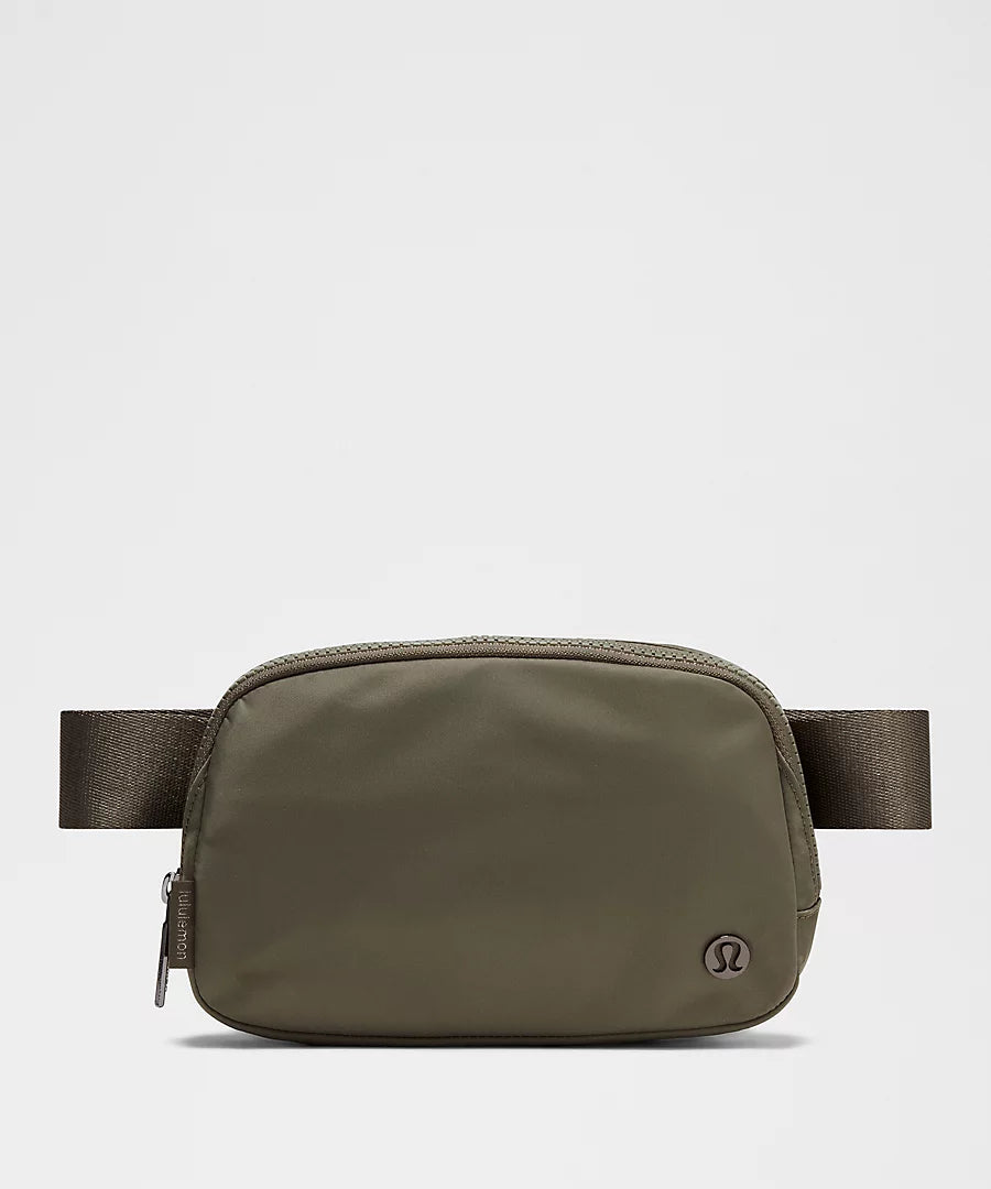 Everywhere Belt Bag 1L | Army Green
