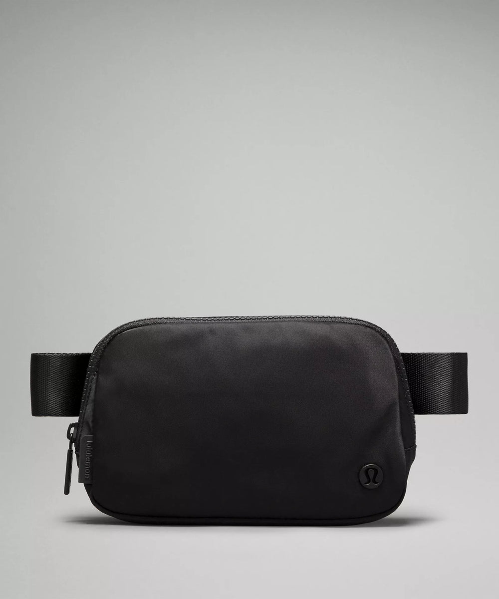 Everywhere Belt Bag 1L | Black/Black