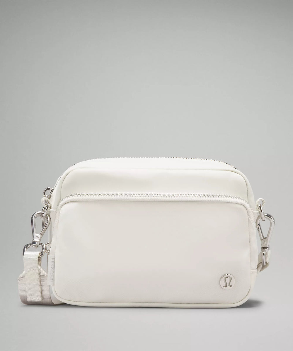 Everywhere Crossbody Bag 2L Metal Hardware | Bone/Silver