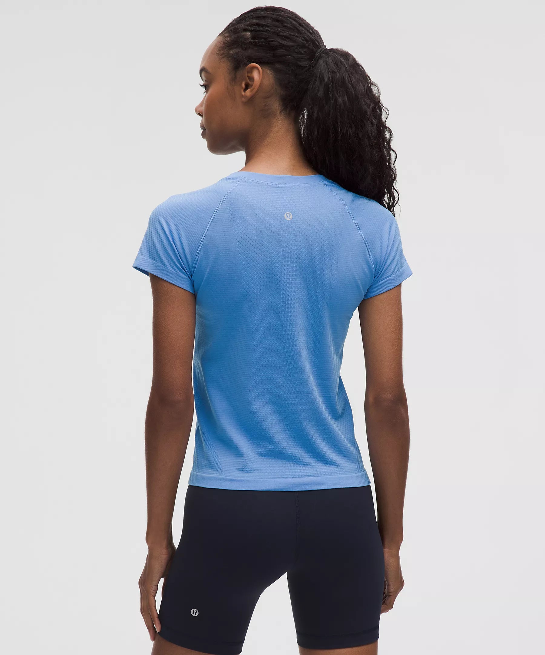 Swiftly Tech Short-Sleeve Shirt 2.0 *Waist Length | Pool Party