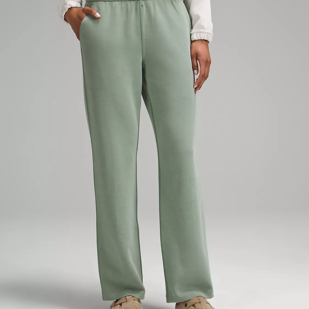 
                      
                        Softstreme™ High-Rise Pant *Regular 31" | Grey Eucalyptus
                      
                    