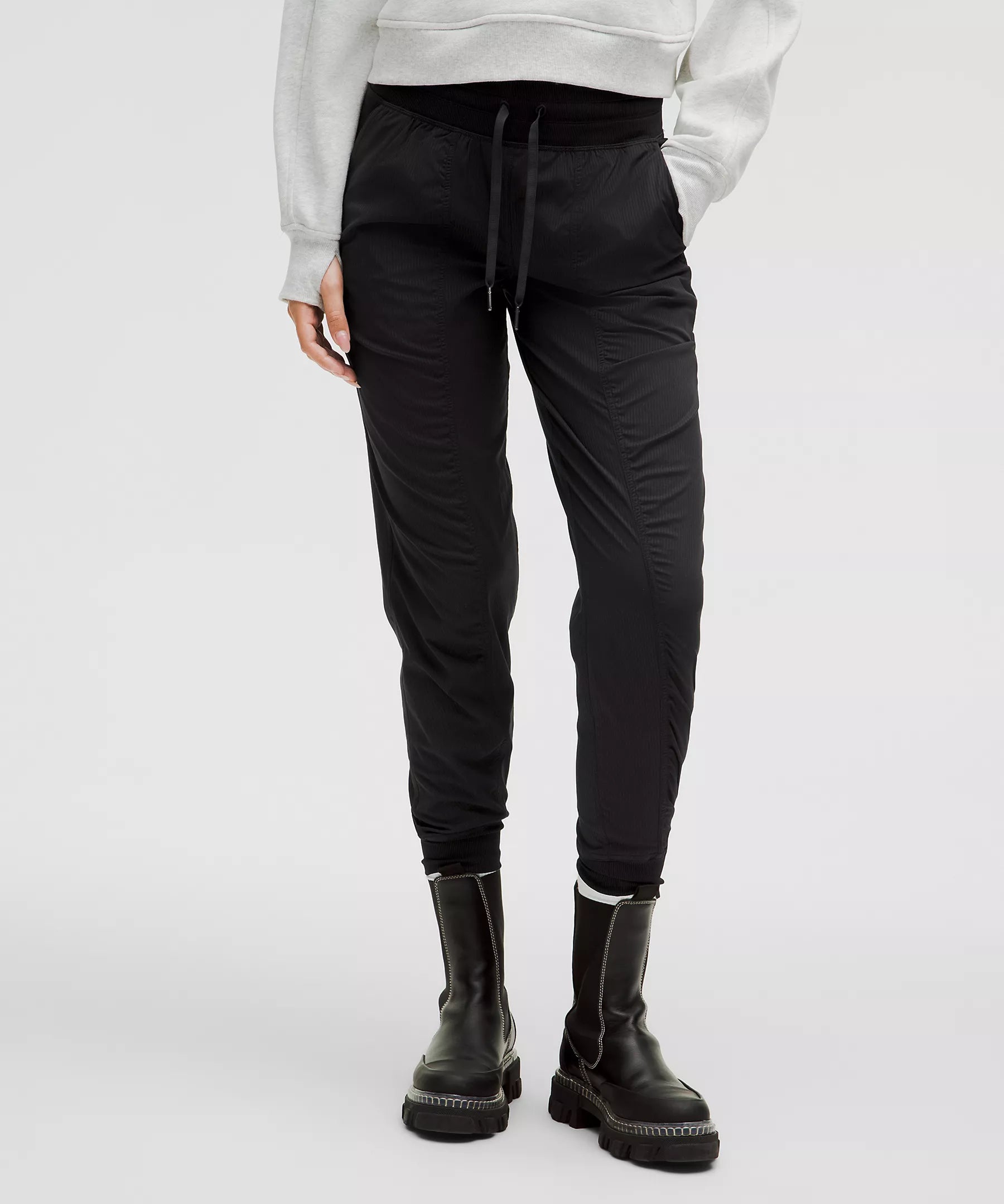 Dance Studio Mid Rise Jogger 29" | Black