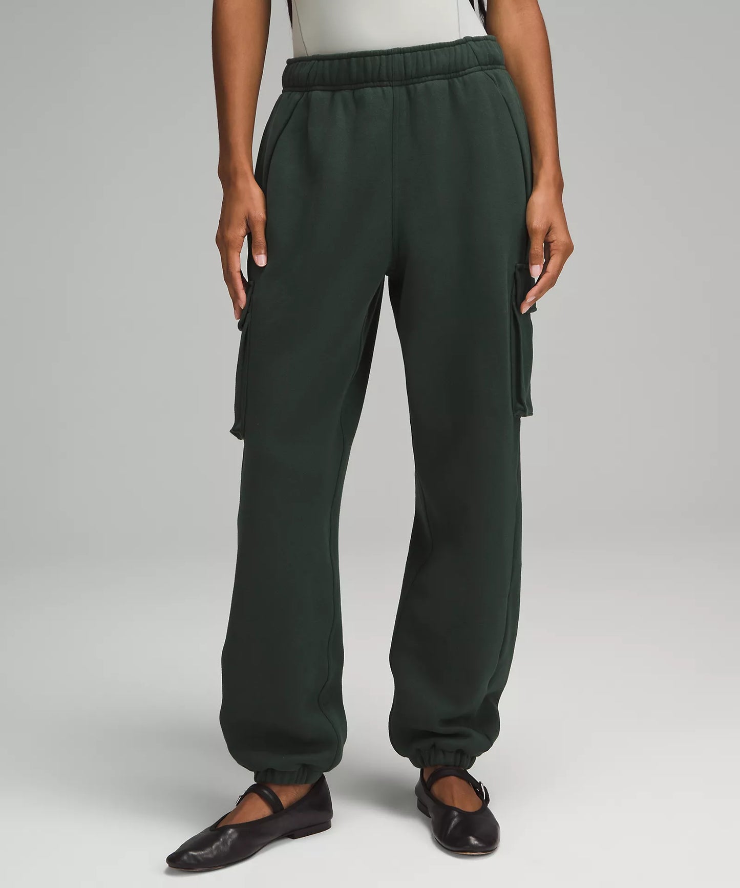 Scuba Oversized Mid Rise Cargo Jogger 31" | Legacy Green