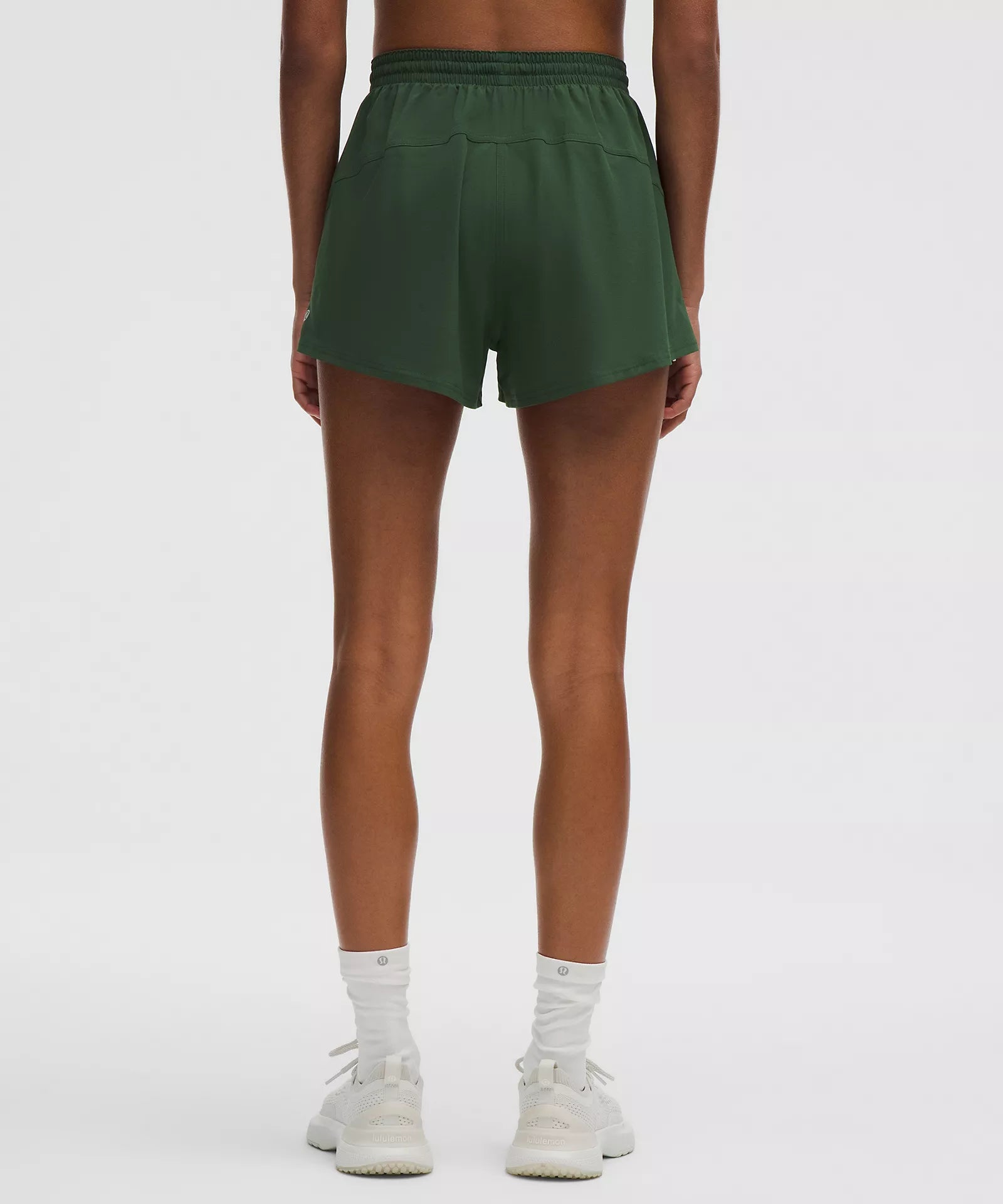 Court Rival High-Rise Short 3" | Ivy Grove/White