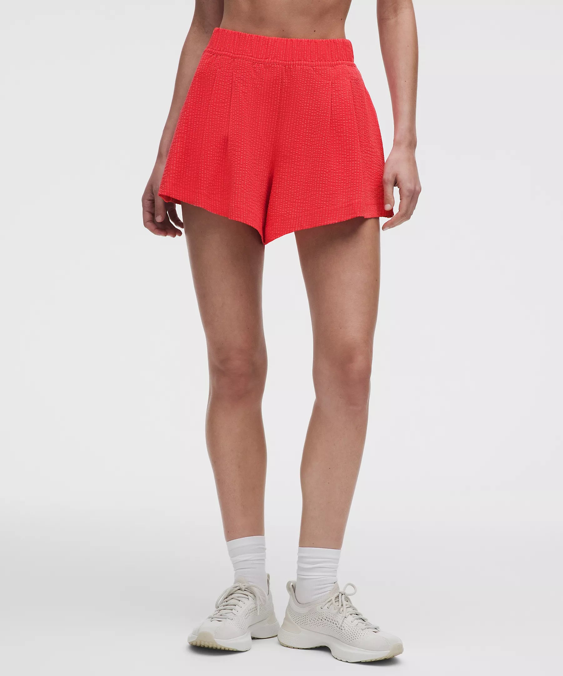 Seersucker WovenAir High-Rise Pleated Short 3.5" | Star Burst Tone
