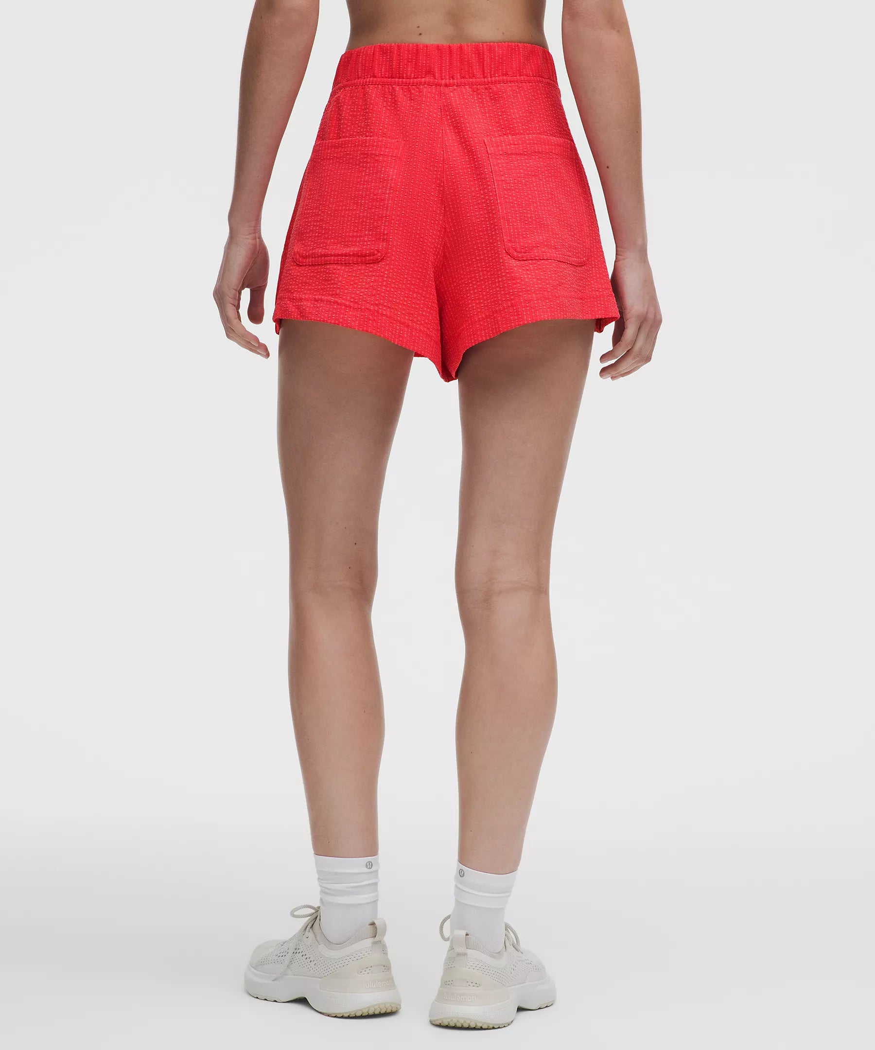Seersucker WovenAir High-Rise Pleated Short 3.5" | Star Burst Tone