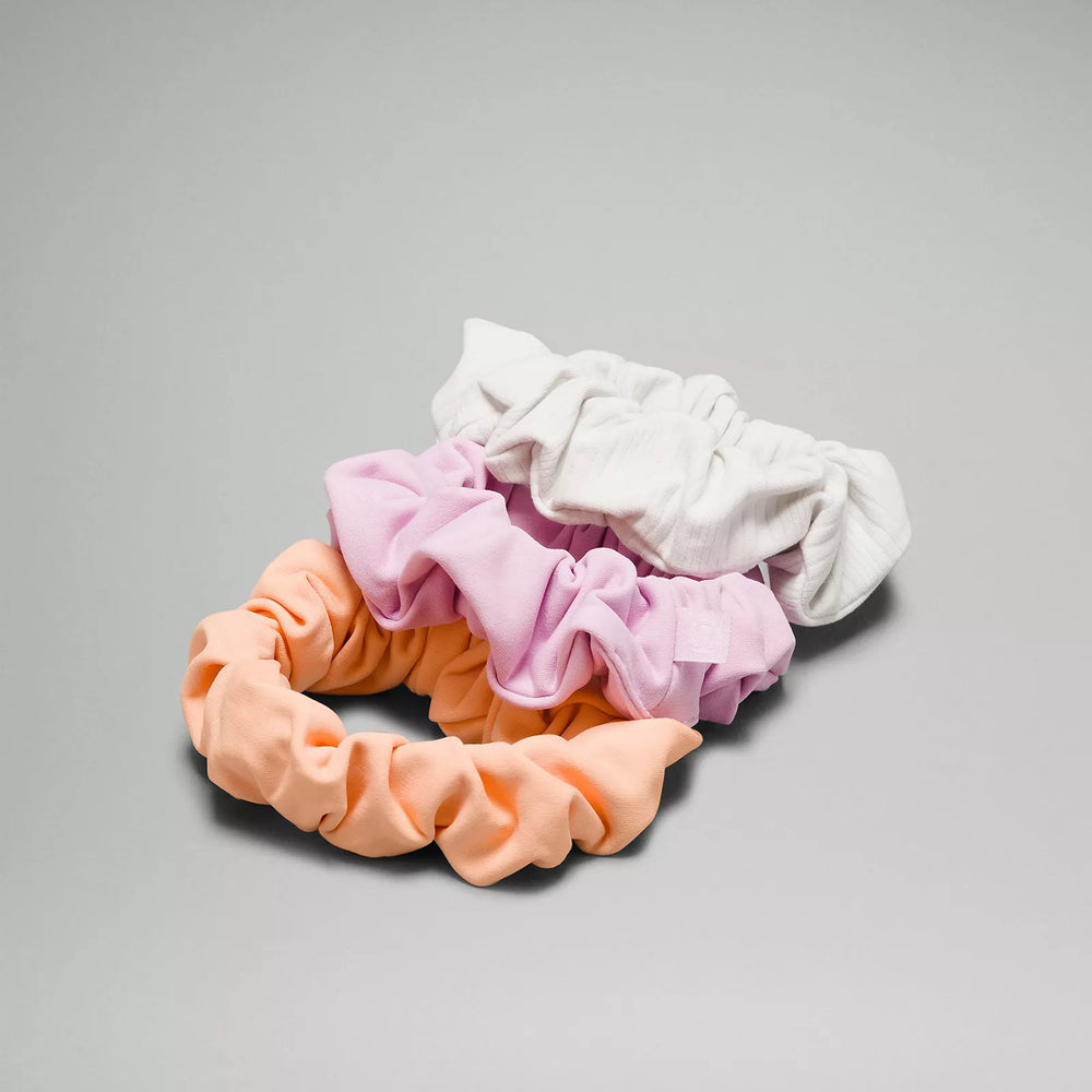 Uplifting Scrunchies 3 Pack | Peach Bellini/Vitapink/Nimbus