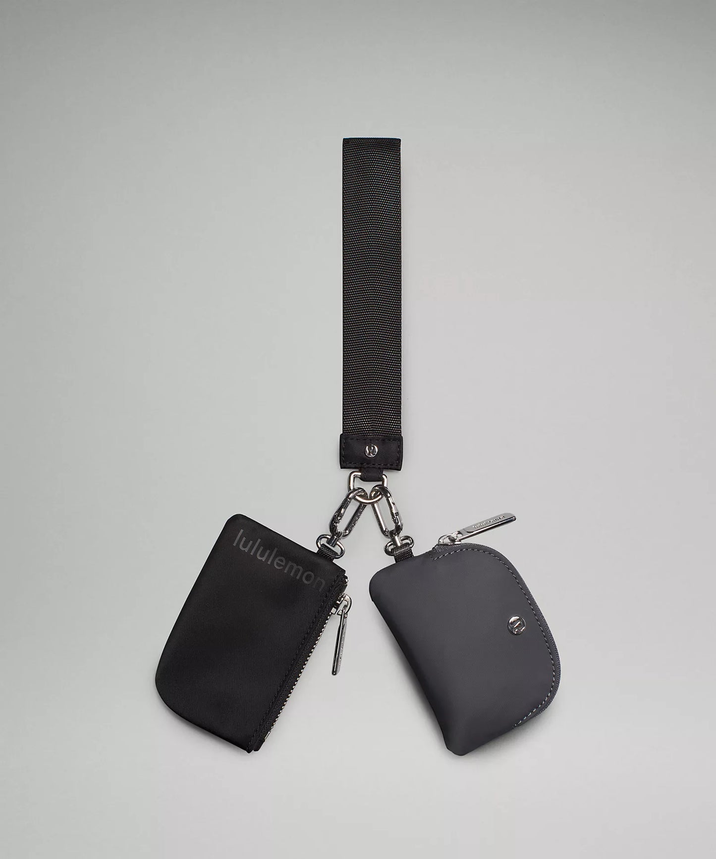 Dual Pouch Wristlet | Black/Traverse Grey