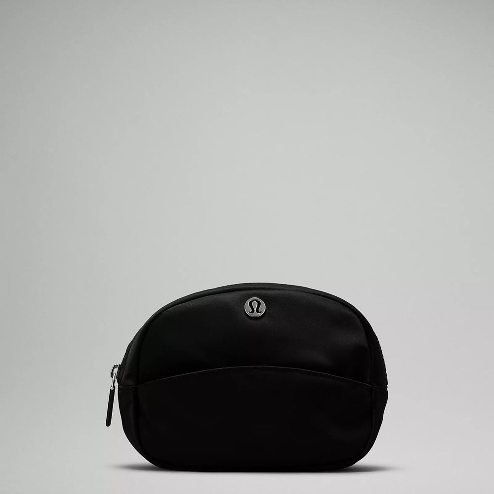 City Essentials Pouch Mini | Black