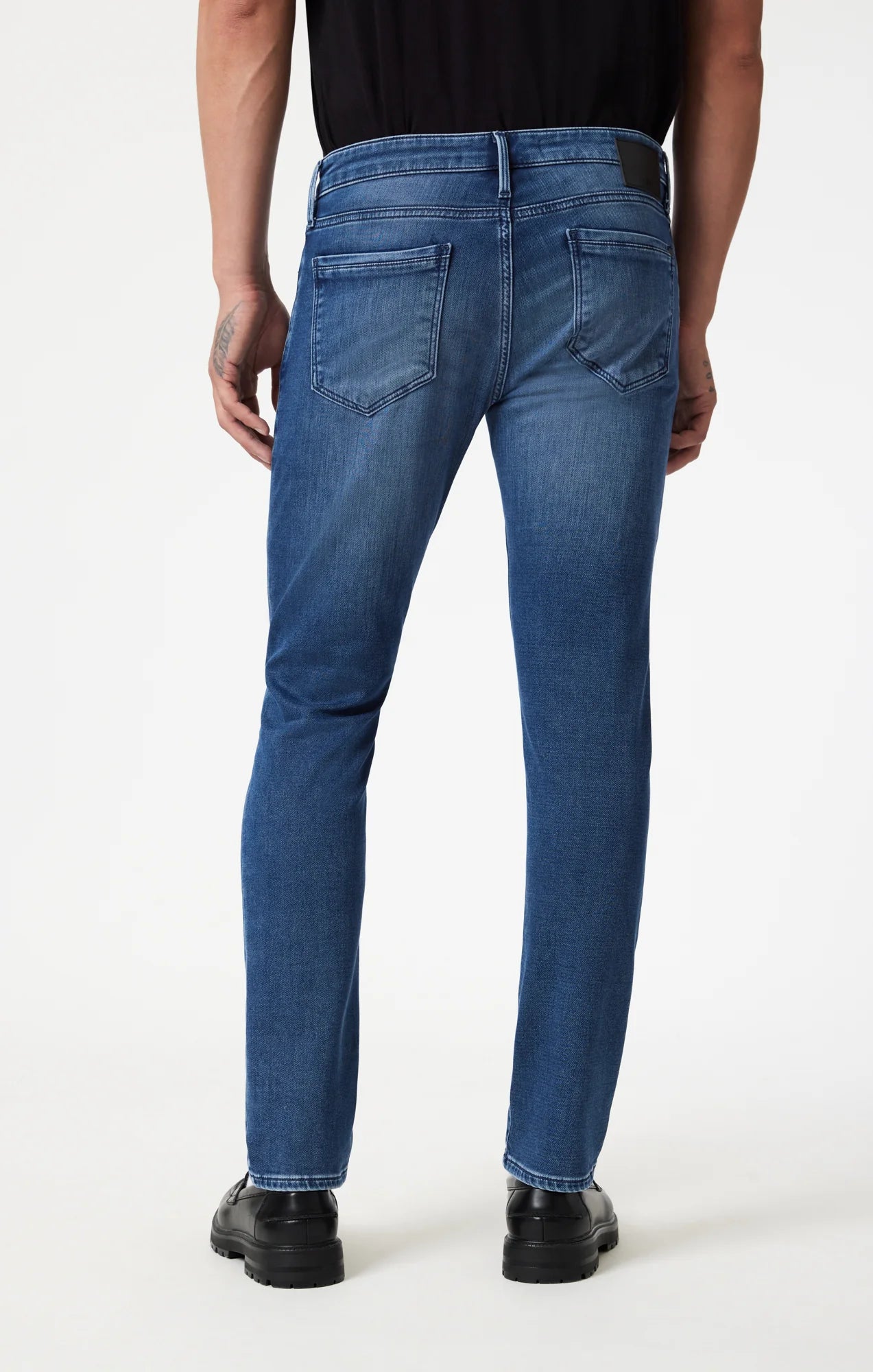 Zach Straight Leg Jean | Mid Tonal Active Comfort