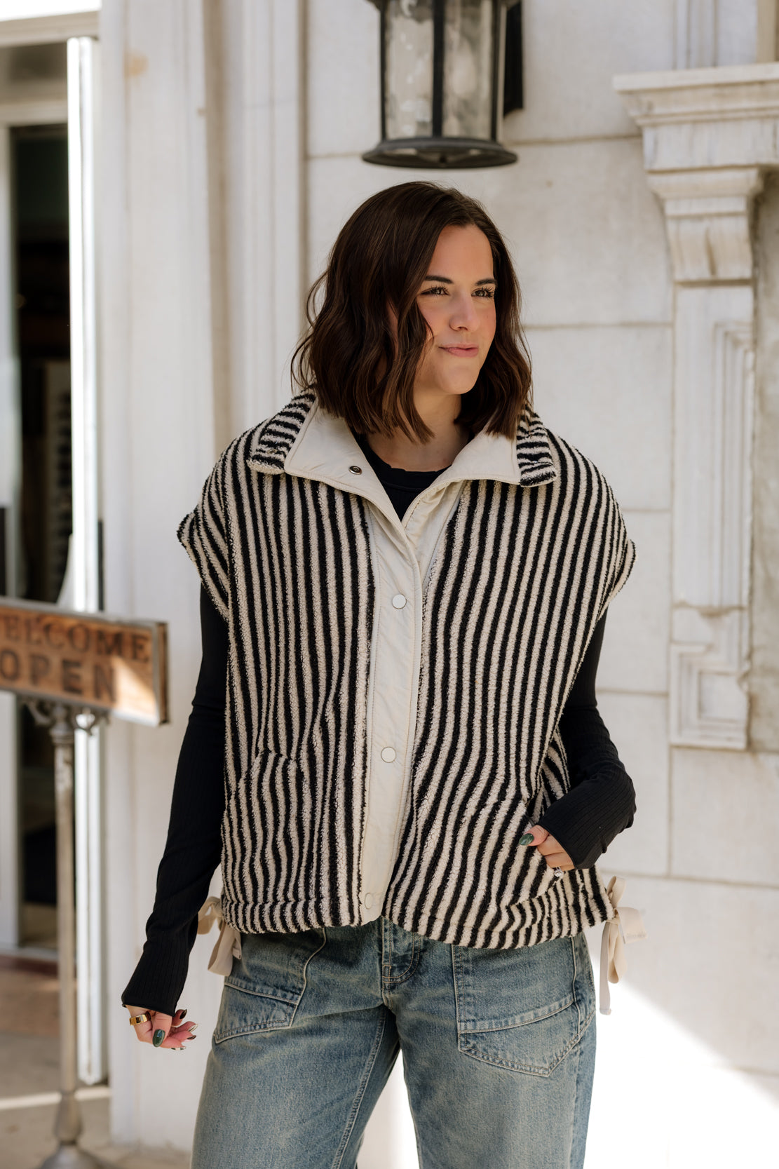 Hadley Vertical Stripe Fleece Vest | Tan/Black