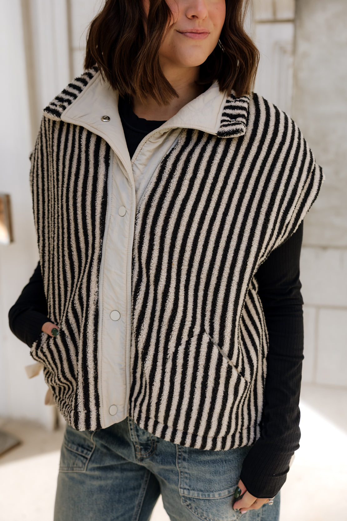 Hadley Vertical Stripe Fleece Vest | Tan/Black
