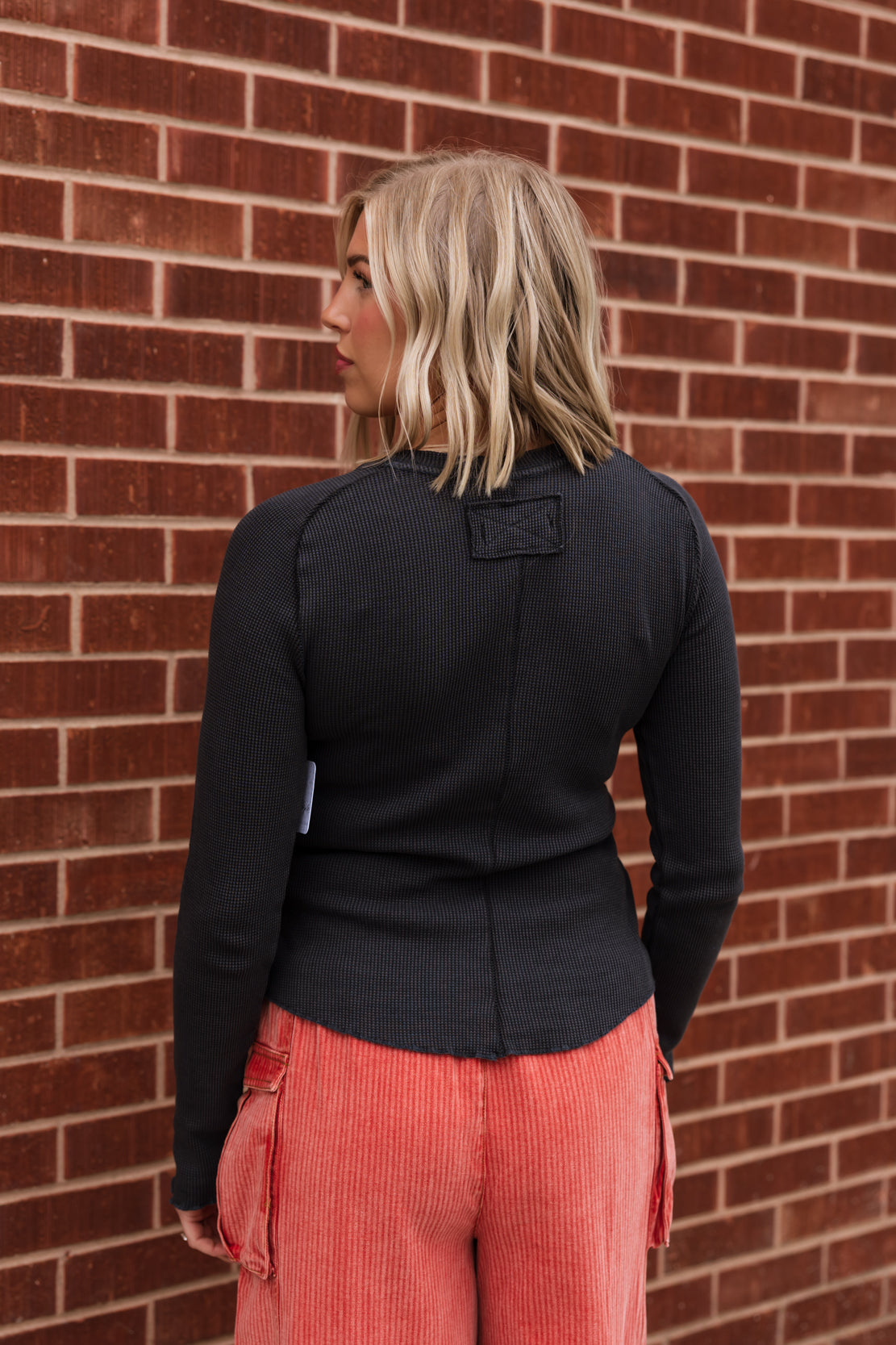 Easy Does It Tee | Black