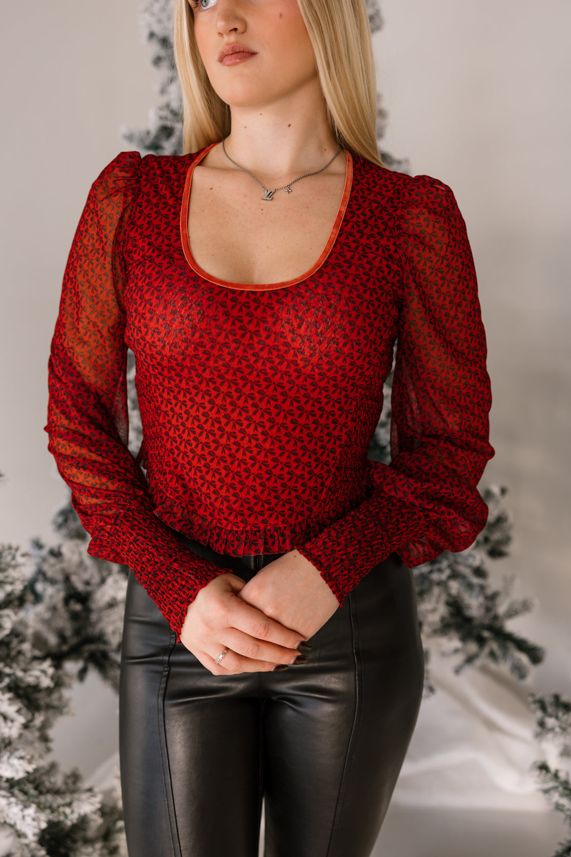 Women's Tops 