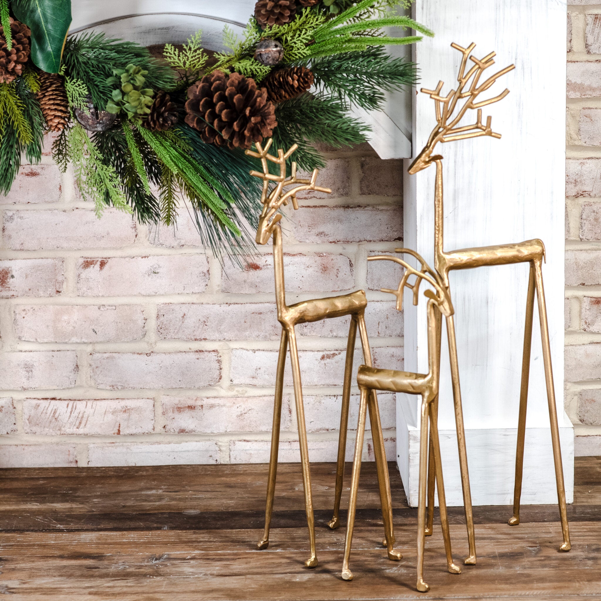 PDES23001 Set of 3 Gold Iron Deer