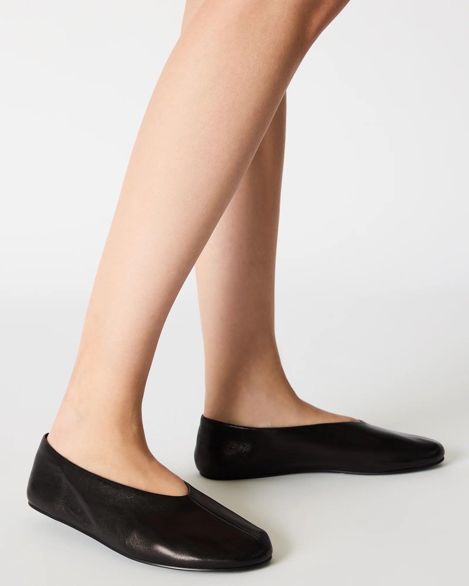 Steve Madden Cyntra Flats | Black