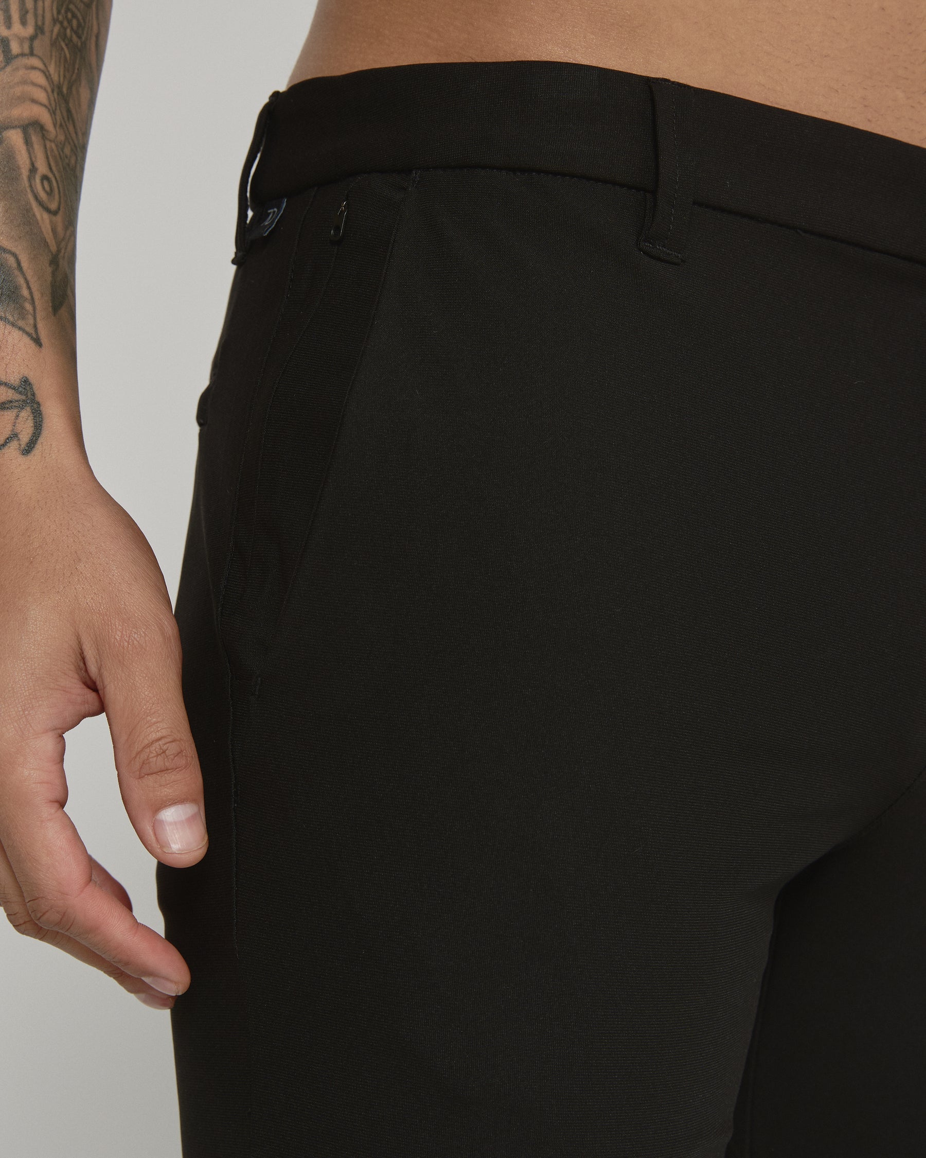 Infinity Athletic Chino Pant | Black