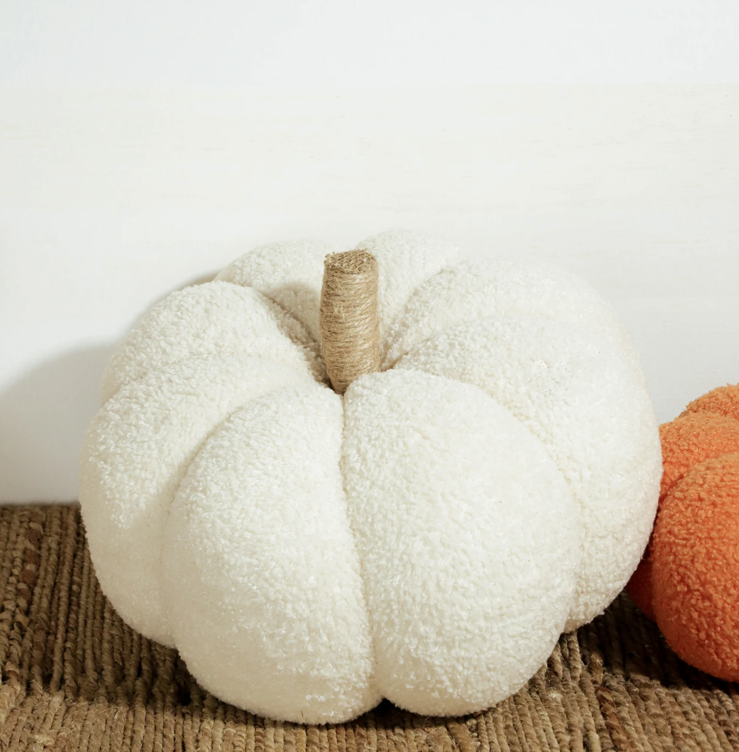 12" White Teddy Cloth Pumpkin PDR2309