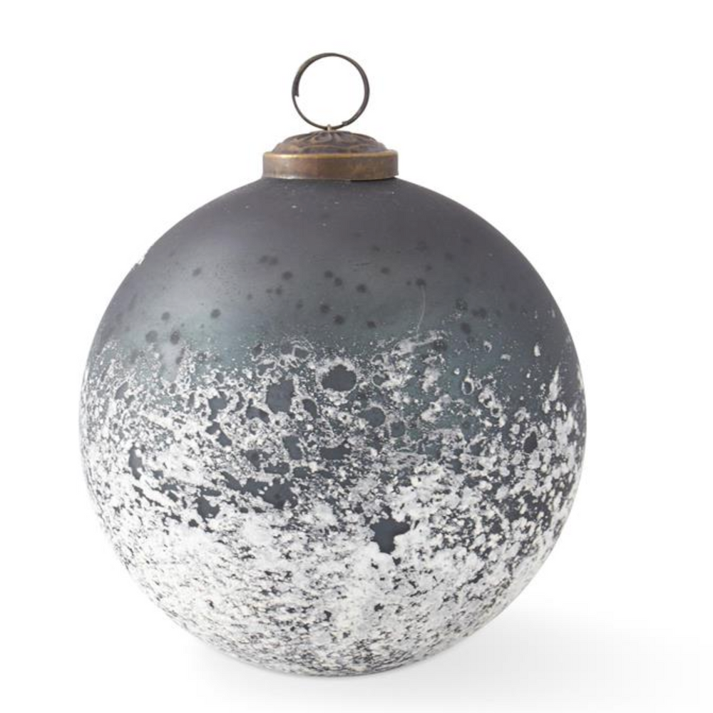 55057C-GRDK 5" Grn/Whte Glass Ornament