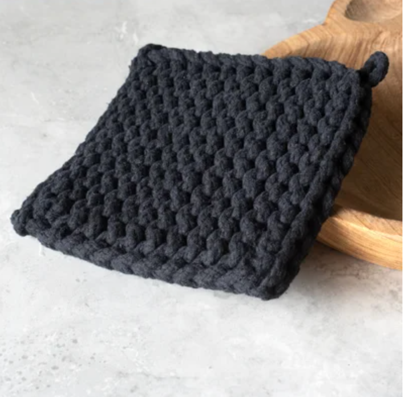 Knit Pot Holder | Black