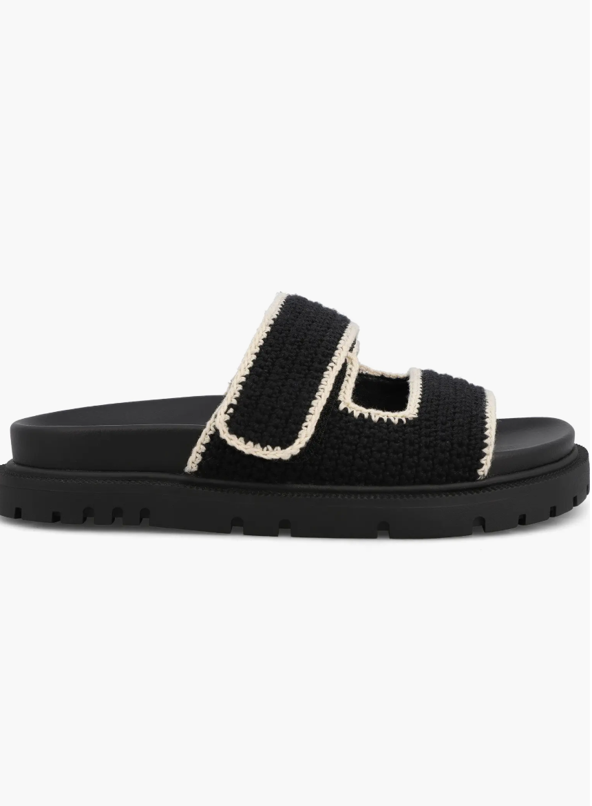 MIA Gabri Sandal | Black
