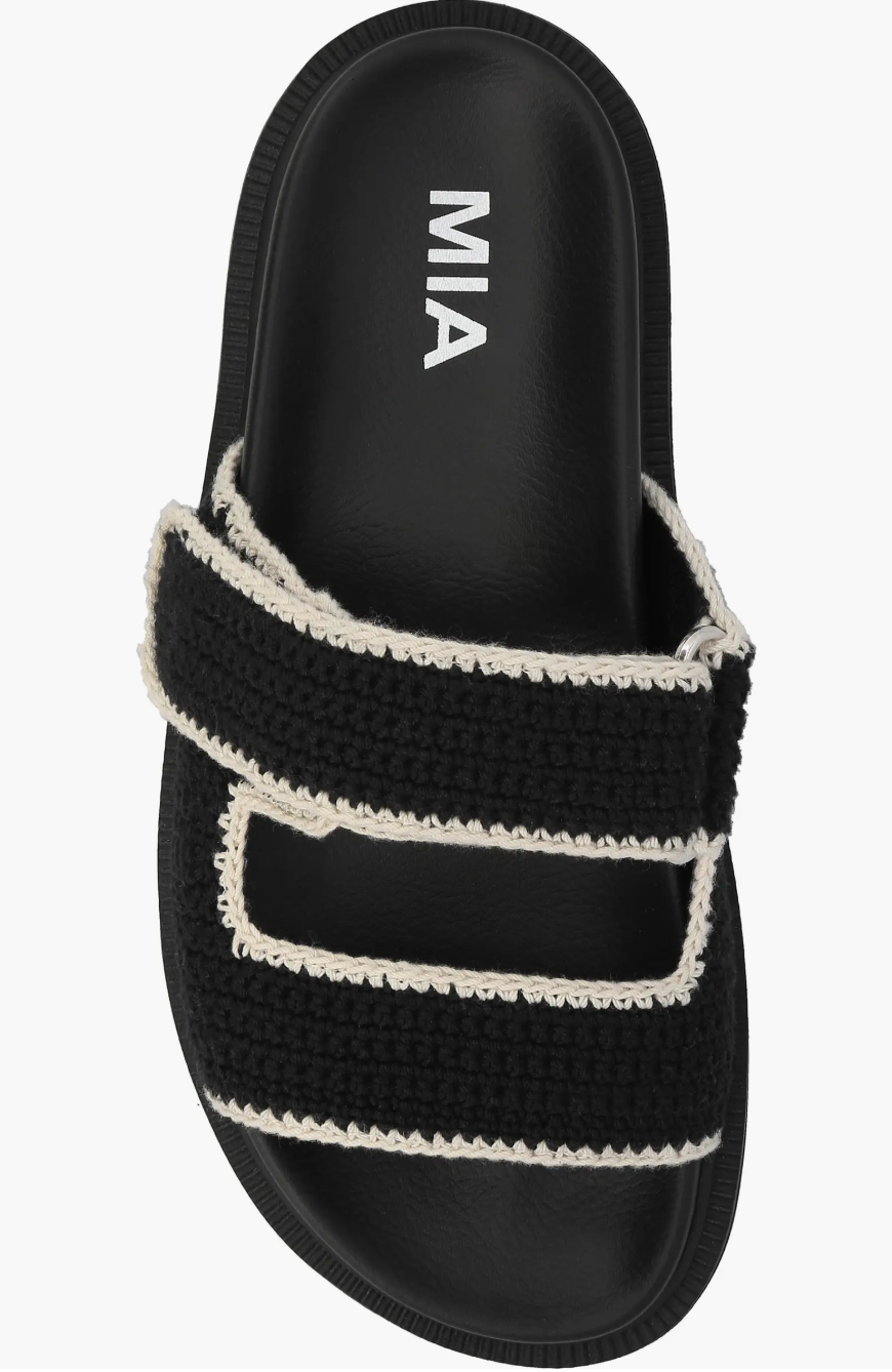 MIA Gabri Sandal | Black