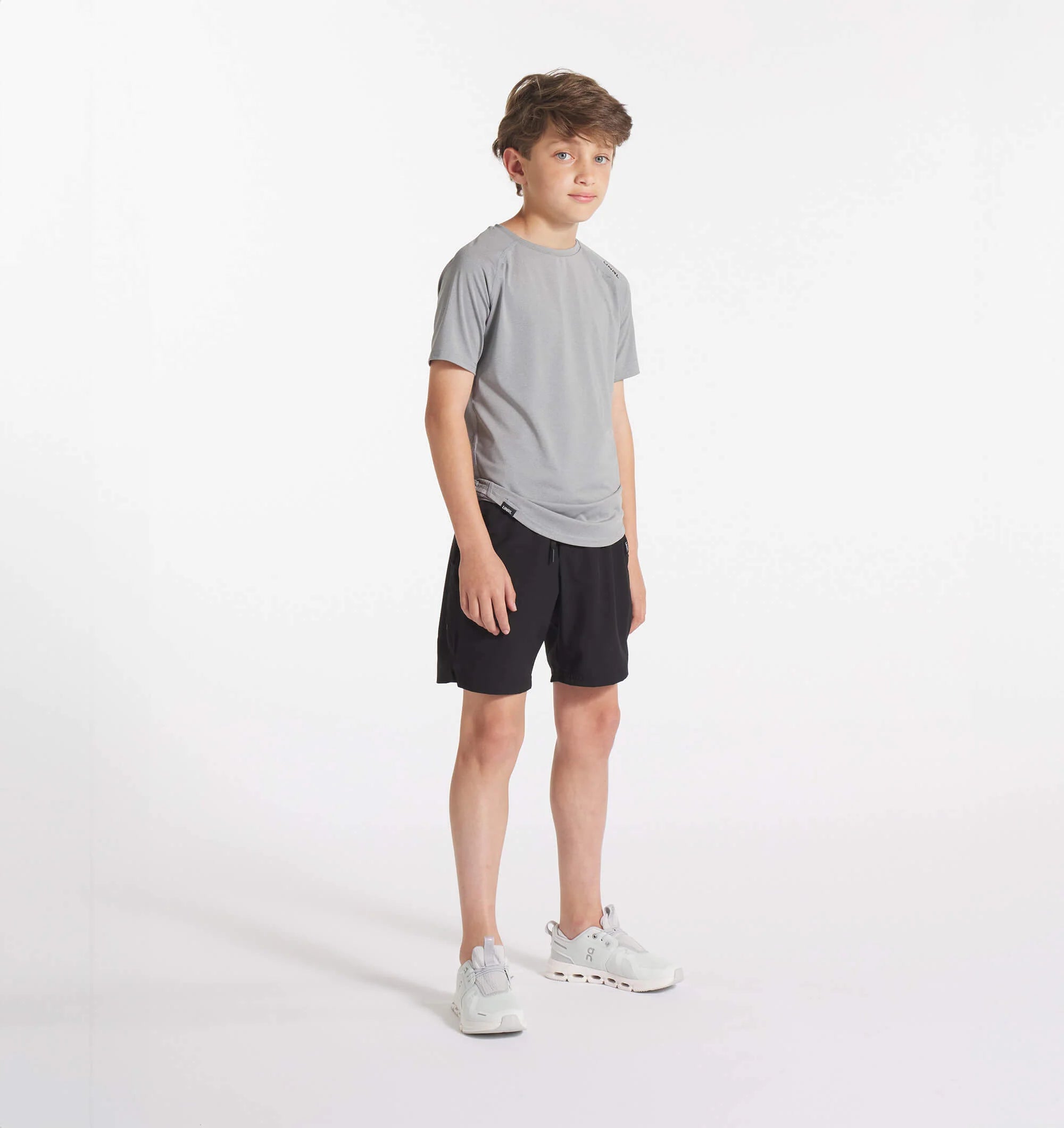 Youth UNRL Stride Short Sleeve | Heather Gray